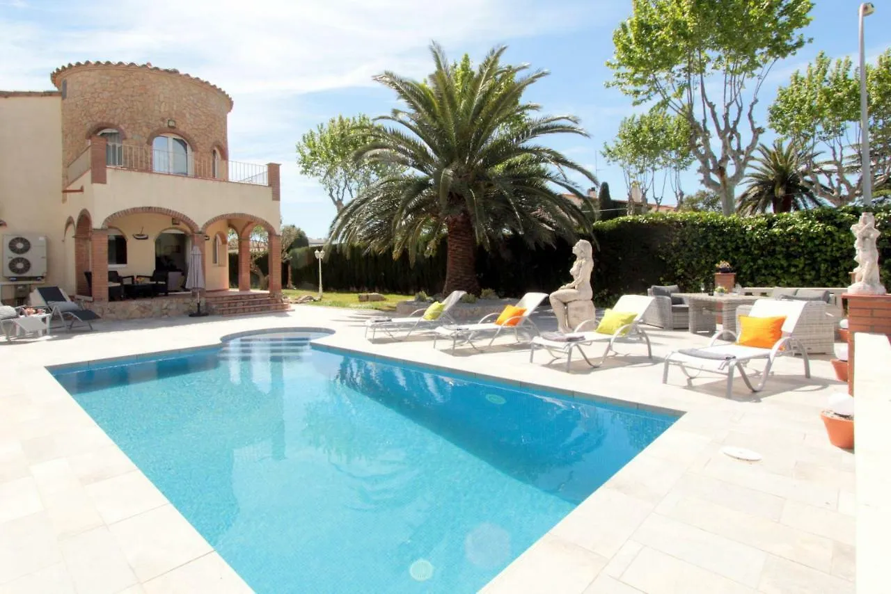 Leon Inmo Villa Gabriela - 10034 Empuriabrava 0*,  Spagna